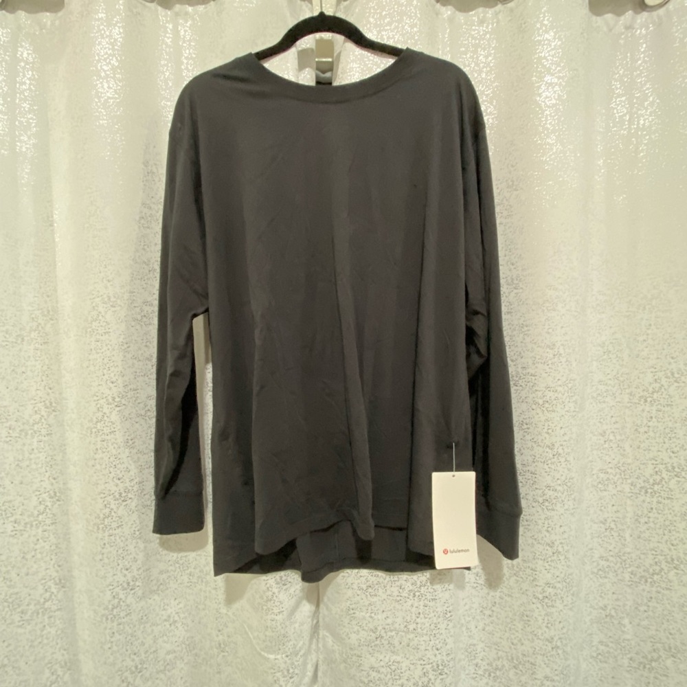 Lululemon Long Sleeve Shirt - Women’s Size 12 - NWT!